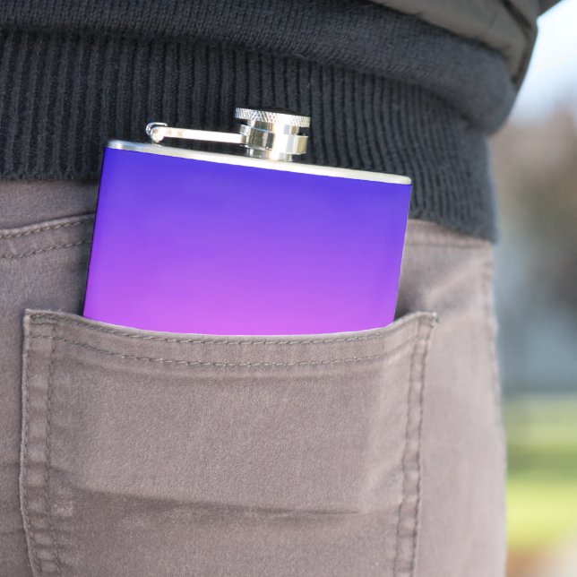 Petaca Vinyl Wrapped Flask (In Situ)