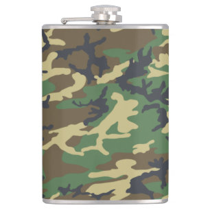 Petaca Woodlands Camouflage Outdoorsman Gift