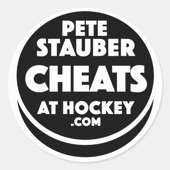 Pete Stauber Hace Trampa En Hockey .com Calcomanía (Anverso)