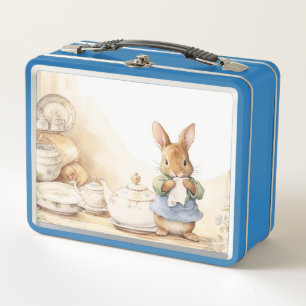 Peter Rabbit en la cocina con platos