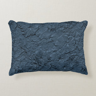 Petunias esculpidas, almohada de acento gris azul