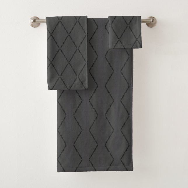 Phone Cords Bath Towels (Gray & Black) (In situ)