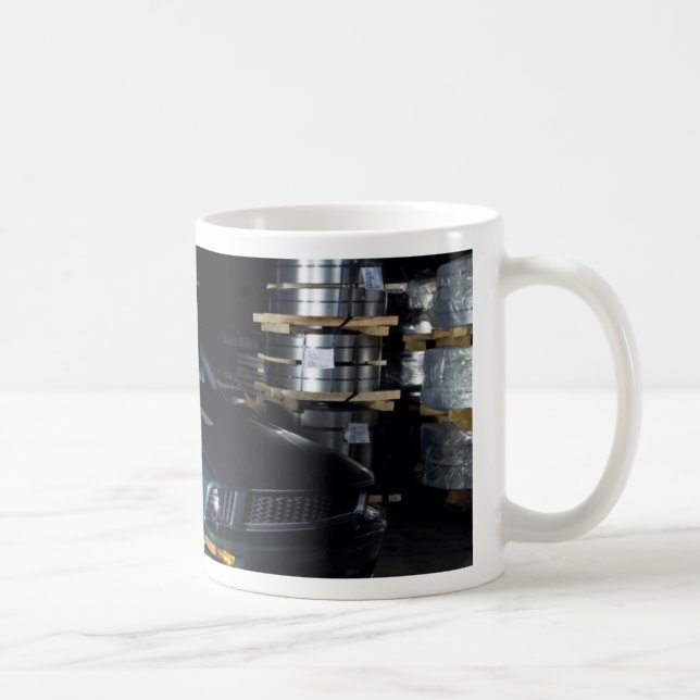 Picó la taza del chica de Bullitt (Derecha)