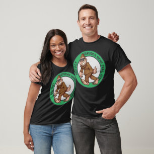Pie grande   Camiseta Sasquatch (editable)