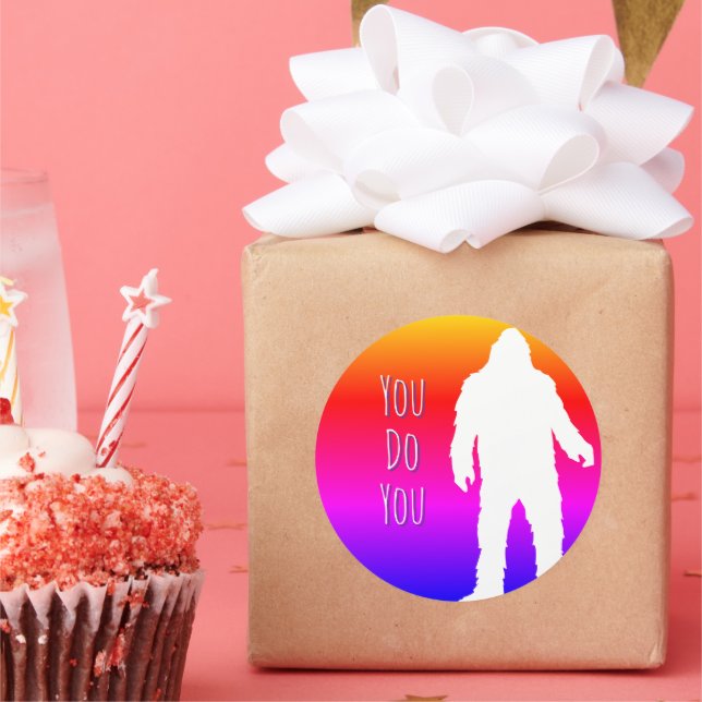 Pie grande que haces pegatina redonda (Fiesta)