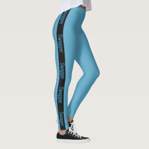 Piernas azules de las mujeres, pantalones de yoga,