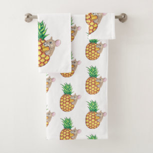 Pika de piña se lleva el pecho
