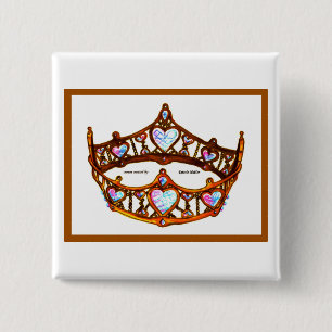 Pin blanco del botón Reina de los corazones Corona