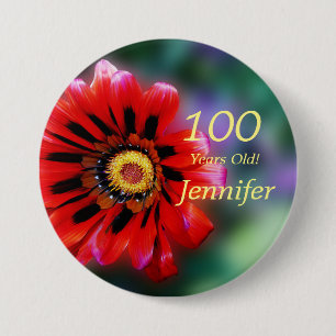 Pin botón de flor rojo vivo de 100 años
