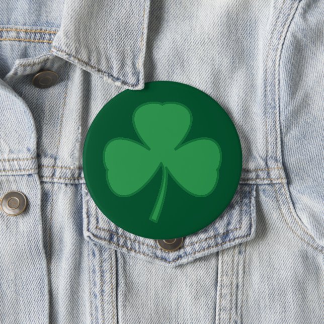 Pin botón de shamrock pequeño (In situ)