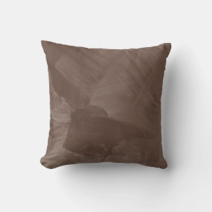 Pincel de chocolate sacude almohada