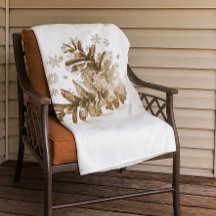 Pineconas rústicas en la manta de la nieve