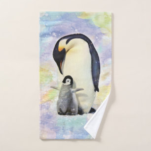 Pingüino de emperador con la acuarela del bebé