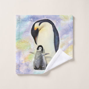 Pingüino de emperador con la acuarela del bebé