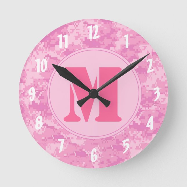 Pink ACU Camo Camoufla Monograma reloj de pared in (Anverso)