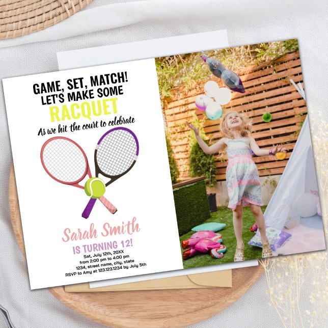 Pink Purple Tennis Birthday Invitaciones a cumplea (Pink Purple Tennis Birthday Invitations w photo)
