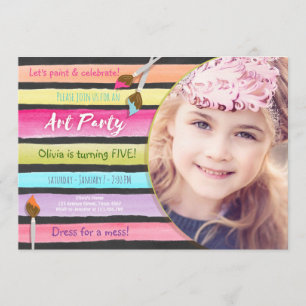 Pintando invitación de cumpleaños de Fiesta de art