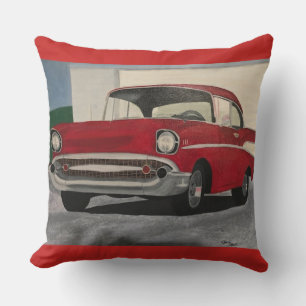 Pintura del vagón rojo vintage en las almohadas de