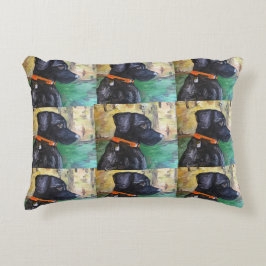 Pintura negra dulce del laboratorio en la almohada