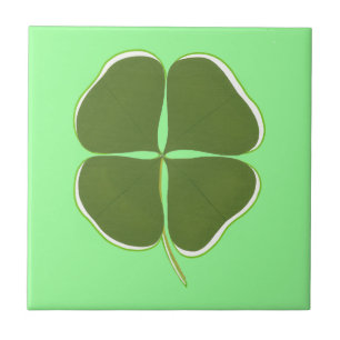 Pintura verde de Shamrock con contorno, en baldosa
