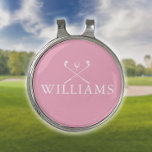 Pinza Para Gorra De Golf Clubes de golf de nombre personalizado rosado feme<br><div class="desc">Personalice el nombre en la tipografía clásica para crear un regalo de golf único y mantenerlo para cualquier golfista. Diseñado por Thisisnotme©</div>