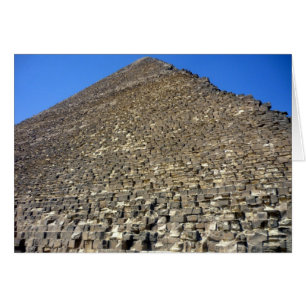 pirámide de piedra