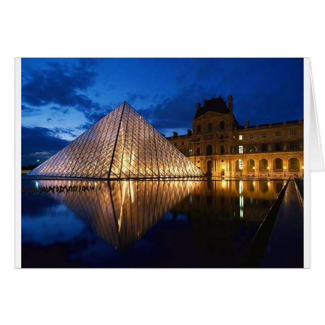 Pirámide en el Museo del Louvre, París, Francia (Anverso (Horizontal))