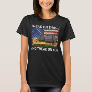 pisa a los que pisan tu camiseta clásica Ro