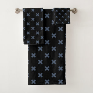 Pisos cruzados de color azul-gris sobre negro