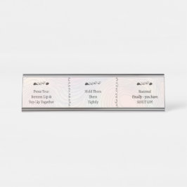 Placa De Nombre 3 pasos para Cállate Texto Divertido Personalizabl