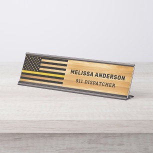 Placa De Nombre 911 Dispatcher Thin Gold Line Flag Rustic Wood