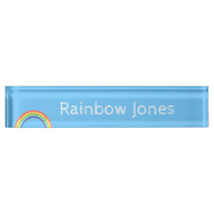 Placa De Nombre Arcoiris y cielo azul