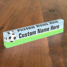 Balón de fútbol en un día soleado