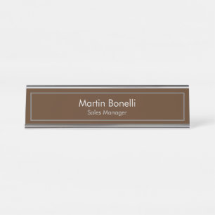 Placa De Nombre Brown Plain Simple Moderno Profesional