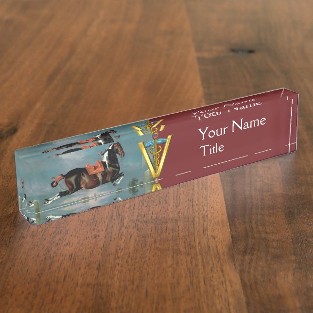 PLACA DE NOMBRE CABALLO REARRÍA "SÍMBOLO VETERINARIO CADUCEUS ORO (Lateral)