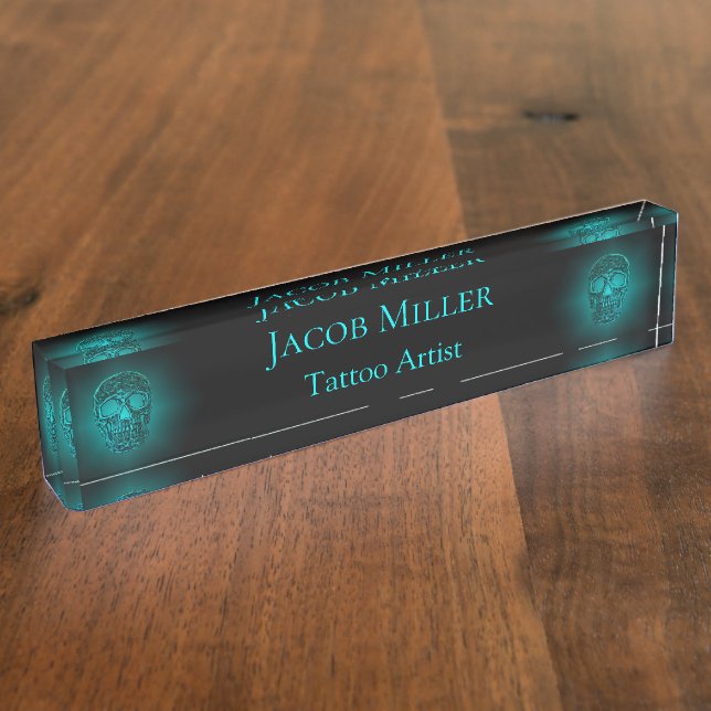 Placa De Nombre Cabeza de cráneo gótica tienda de tatuajes verdes  (Lateral)