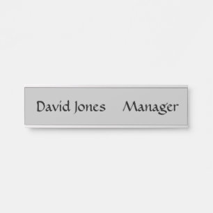 Placa de nombre colgante