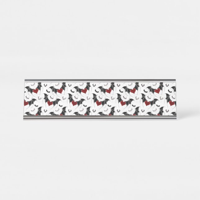 Placa De Nombre Corazón de Halloween con alas de murciélago negro (Anverso)