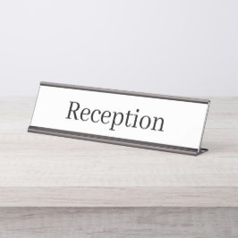 Placa de nombre de la recepción