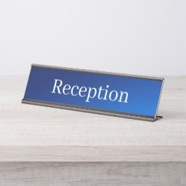 Placa de nombre de la recepción