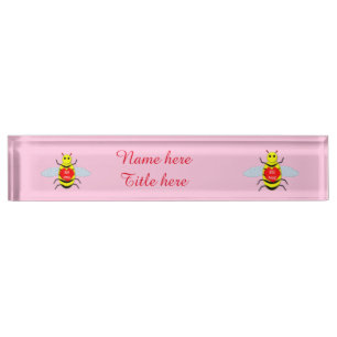 Placa De Nombre Día de San Valentín Cute Bee Personalizado