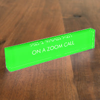 En una llamada de zoom texto personalizado persona