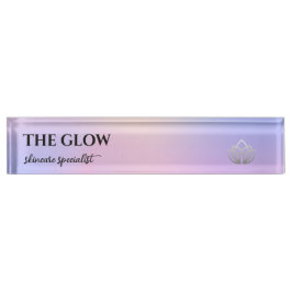 Placa De Nombre Esteticista irlandés holográfico rosado