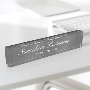 Placa De Nombre Guión gris oscuro elegante guión simple Minimalist