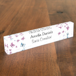 Placa De Nombre Hermoso monograma de mariposa rosa y azul