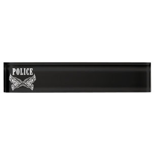 Placa De Nombre La policía tatúa