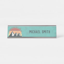 Placa De Nombre Las montañas de los pasteles antiguos llaman monog