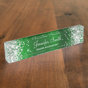 Placa De Nombre Lento Plateado Brillante Falso Esmeralda Verde Hoj