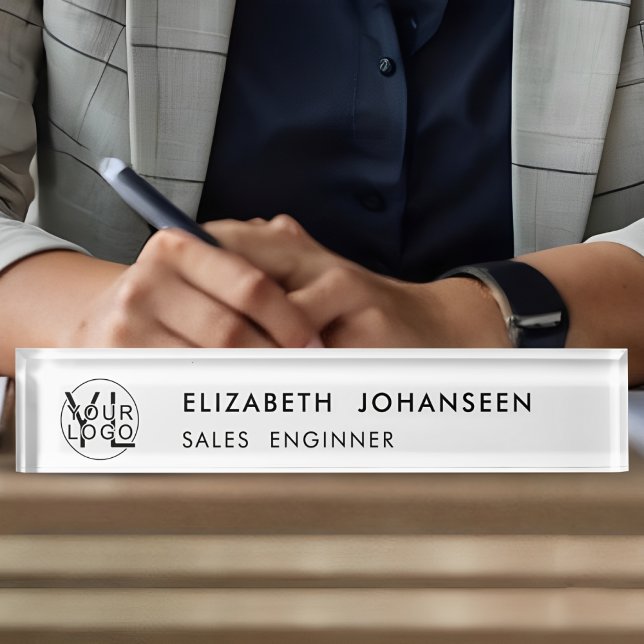 Placa De Nombre Logotipo moderno negro de Professional Business Co (Subido por el creador)