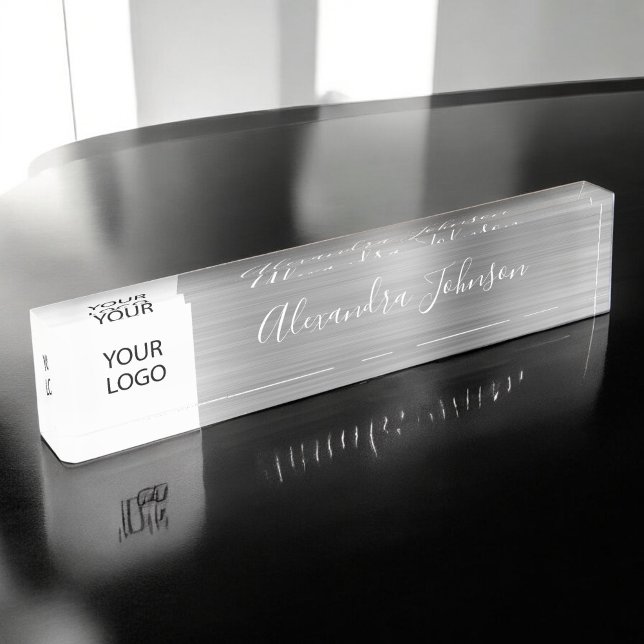 Placa De Nombre Logotipo personalizado Silver Elegant Profesional (Subido por el creador)